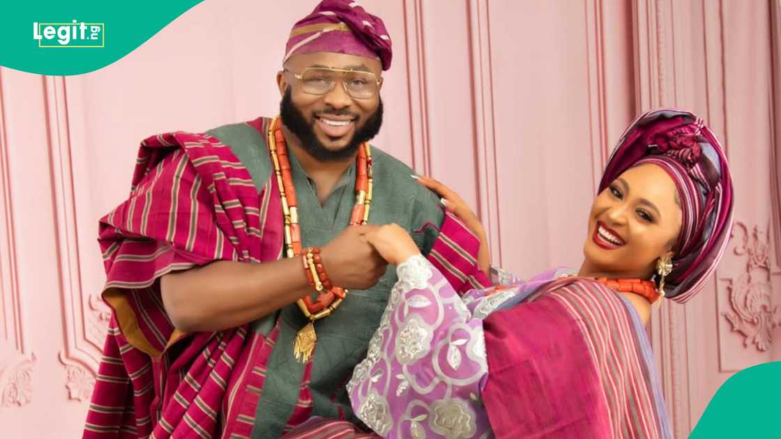 Olakunle Churchil shares video as he visits his daughter in school Olakunle Churchil shares video as he visits his daughter in school