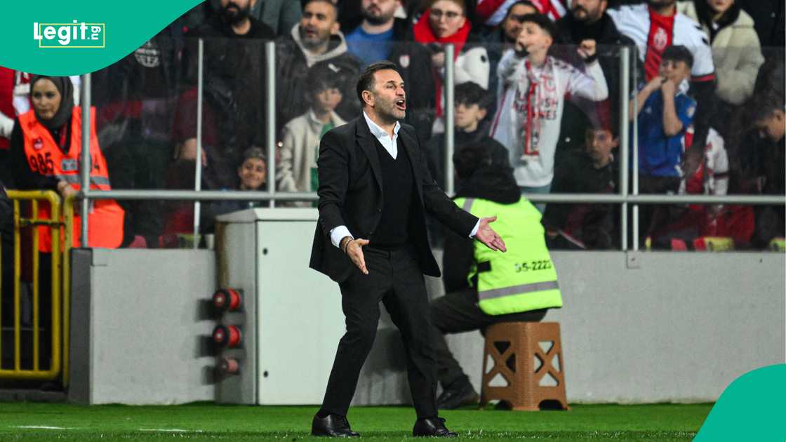 Okan Buruk, Victor Osimhen, Galatasaray, Samsunspor, Turkish Super Lig. Okan Buruk, Victor Osimhen, Galatasaray, Samsunspor, Turkish Super Lig.