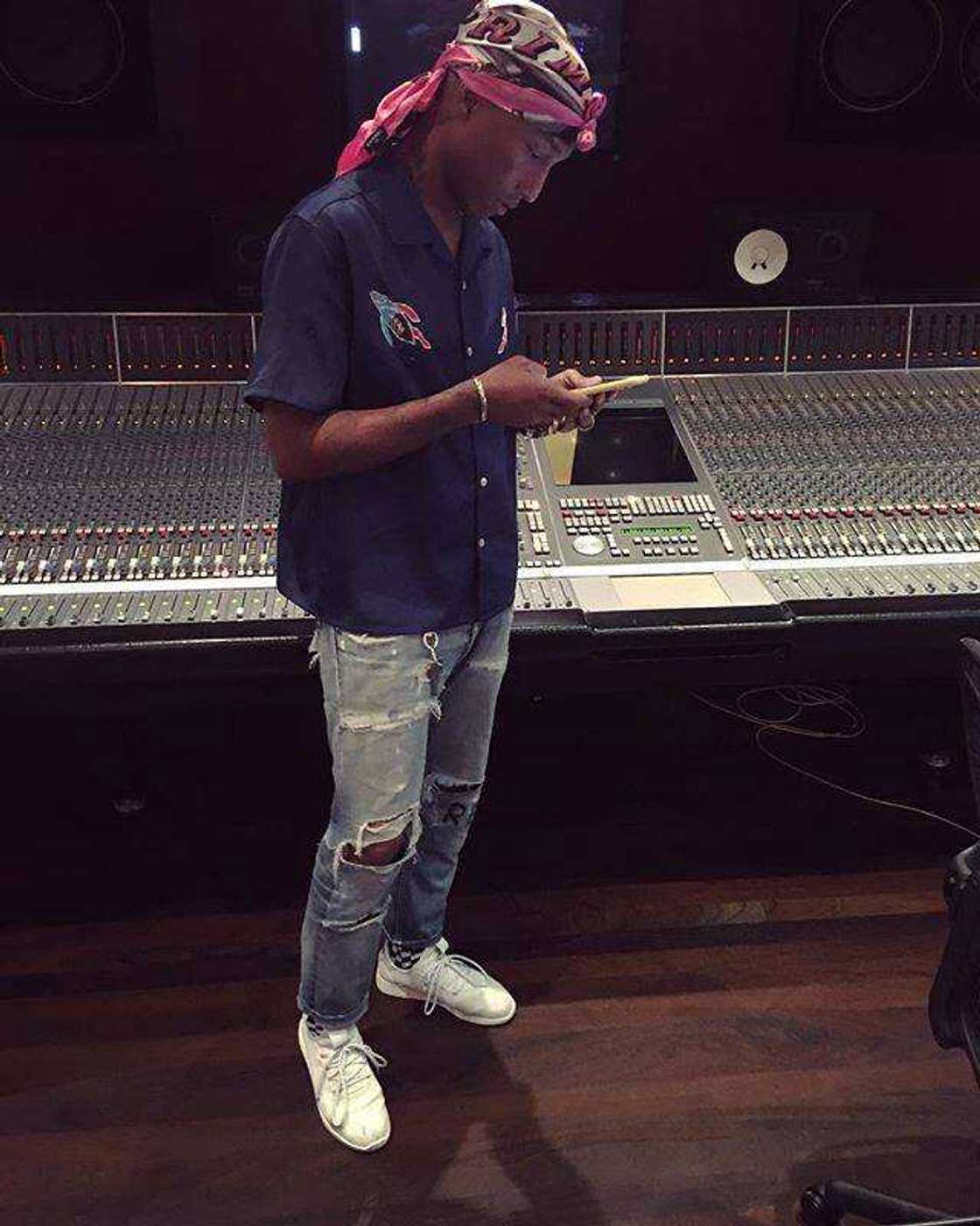 Pharrell Williams height Pharrell Williams height