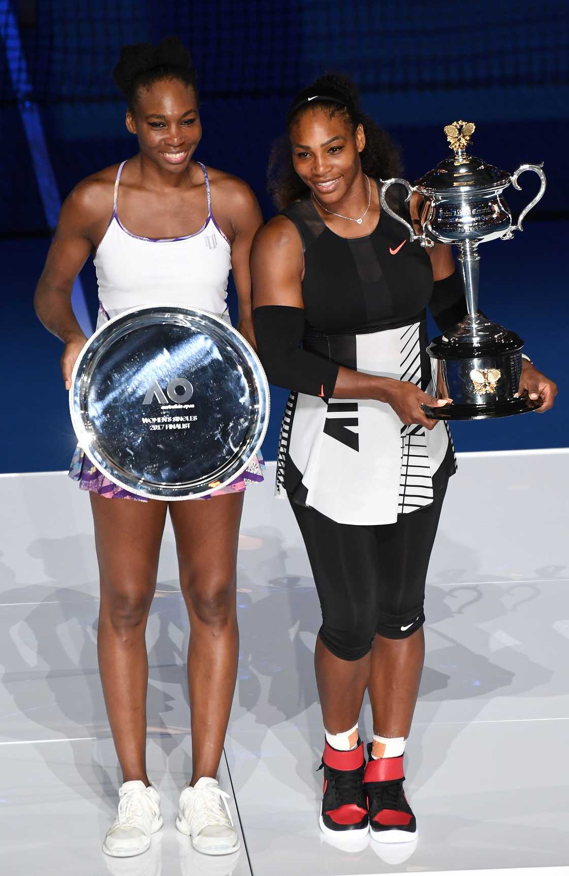 Serena Williams vs Venus Williams trophies Serena Williams vs Venus Williams trophies