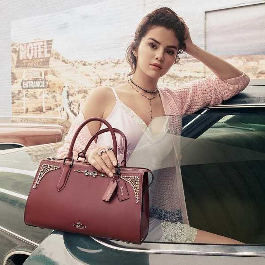 Sexiest woman alive 2019: Selena Gomez Sexiest woman alive 2019: Selena Gomez