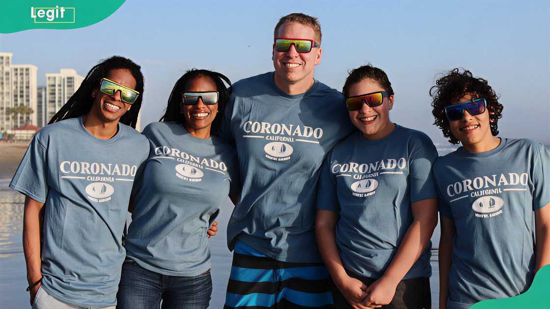 Gary Owen enjoys a family vacation with his ex-wife and kids Gary Owen enjoys a family vacation with his ex-wife and kids