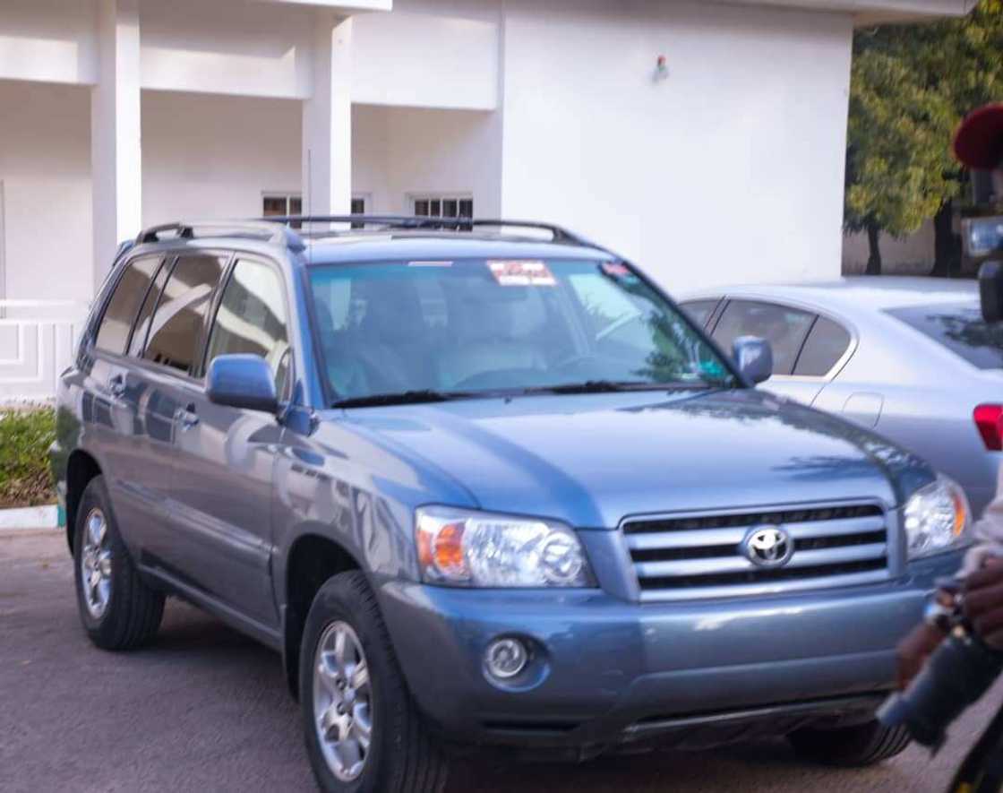 Jami'an yan sanda sun damke jami'in Soja da tabar Wiwi a Bauchi Jami'an yan sanda sun damke jami'in Soja da tabar Wiwi a Bauchi