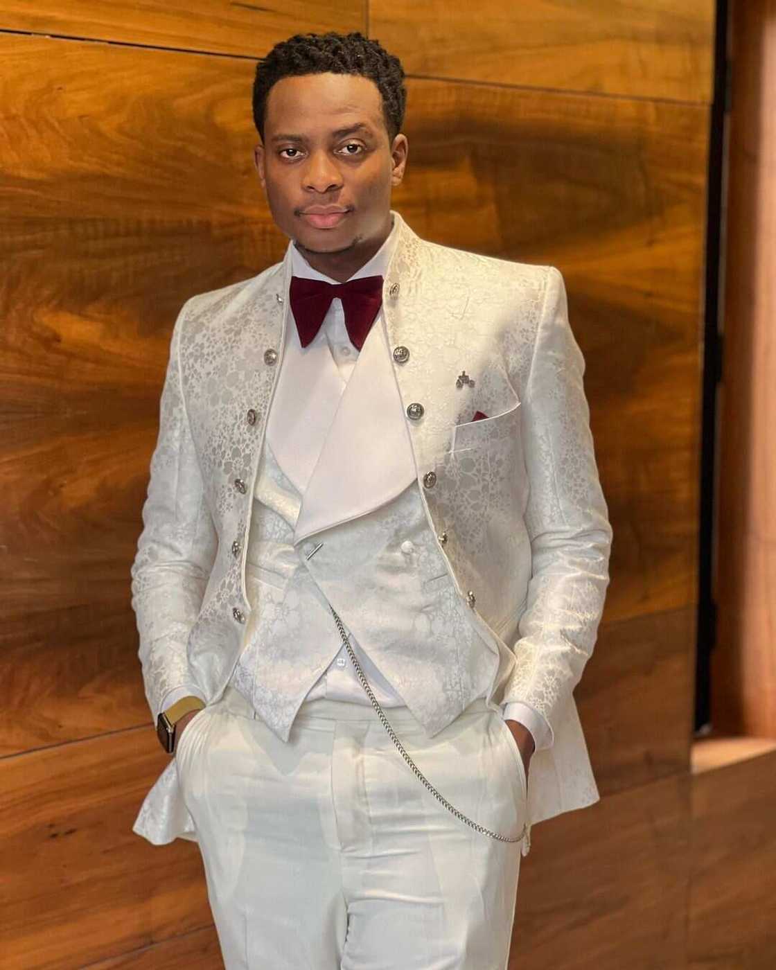 Sydney Talker’s biography Sydney Talker’s biography