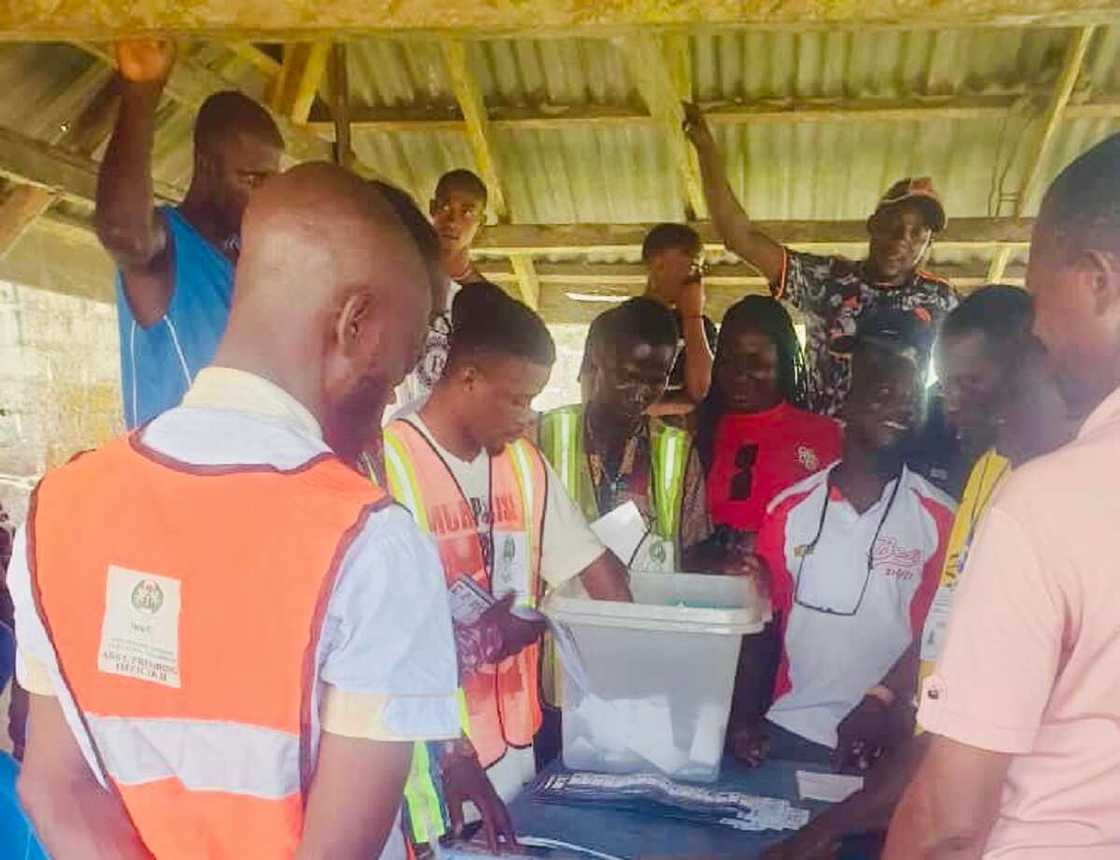 Zaben Gwamnoni Zaben Gwamnoni