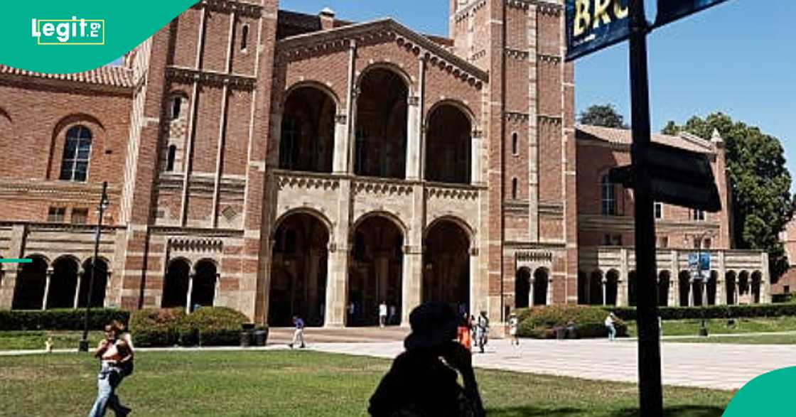 Trending clip of lecturer dancing after giving impromptu test to students.