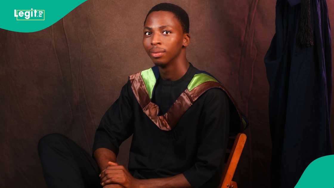 University of Lagos reject graduates with first class in English from University of Ibadan, celebrates online