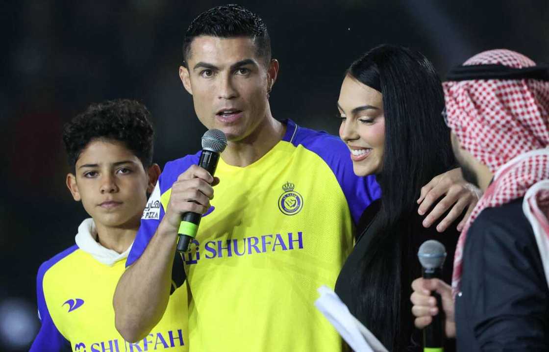 Ronaldo ba zai buga wasan farko ba Al-Nassr Ronaldo ba zai buga wasan farko ba Al-Nassr