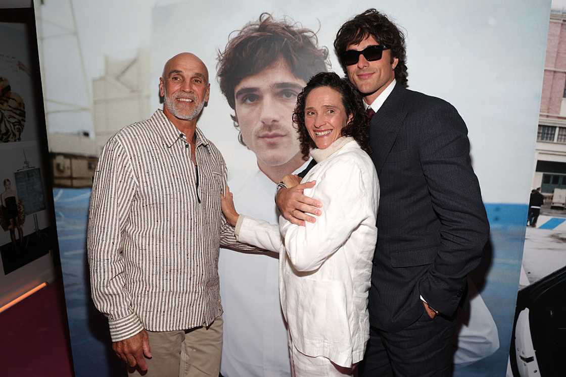 John Elordi, Melissa Elordi and Jacob Elordi