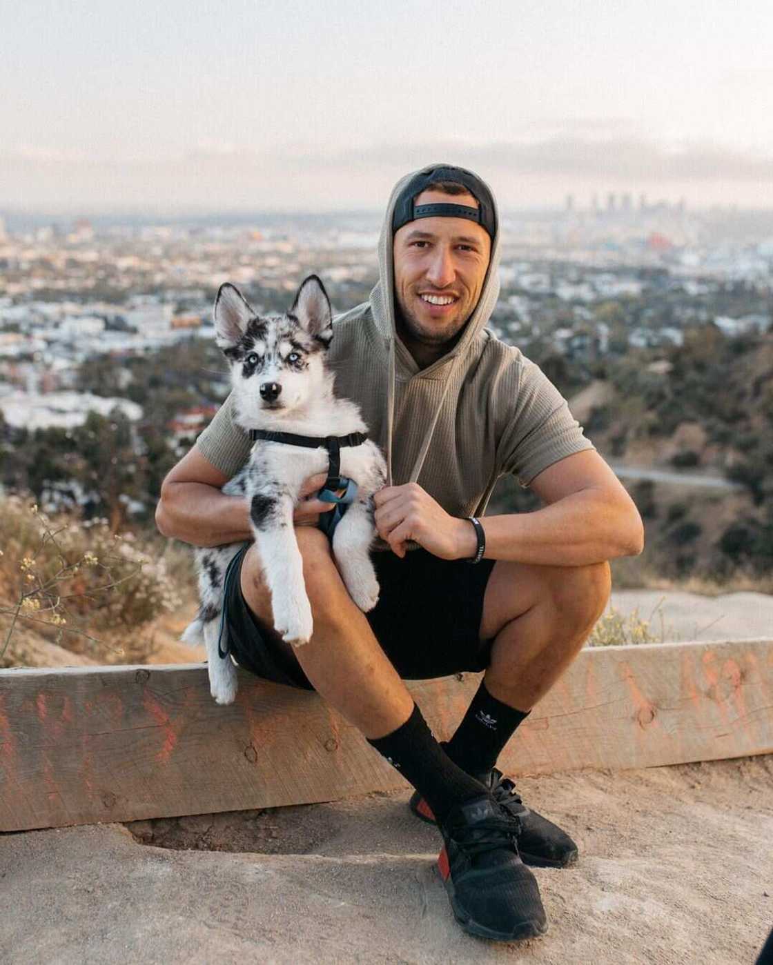 Mike Majlak Mike Majlak