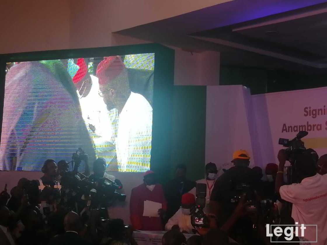 LIVE UPDATES: Anambra Governorship Election Candidates Unite to Sign Peace Accord in Awka LIVE UPDATES: Anambra Governorship Election Candidates Unite to Sign Peace Accord in Awka