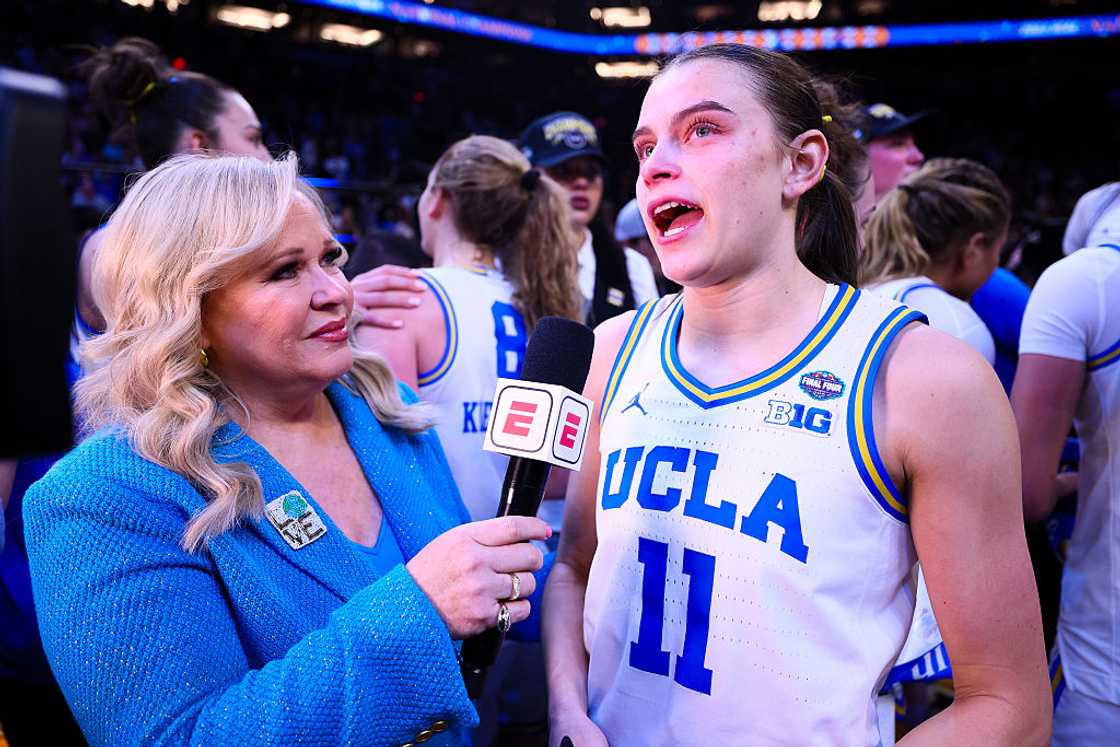 ESPN Holly Rowe in a blue suit talking to Gabriela Jaquez #11 of the UCLA Bruins ESPN Holly Rowe in a blue suit talking to Gabriela Jaquez #11 of the UCLA Bruins