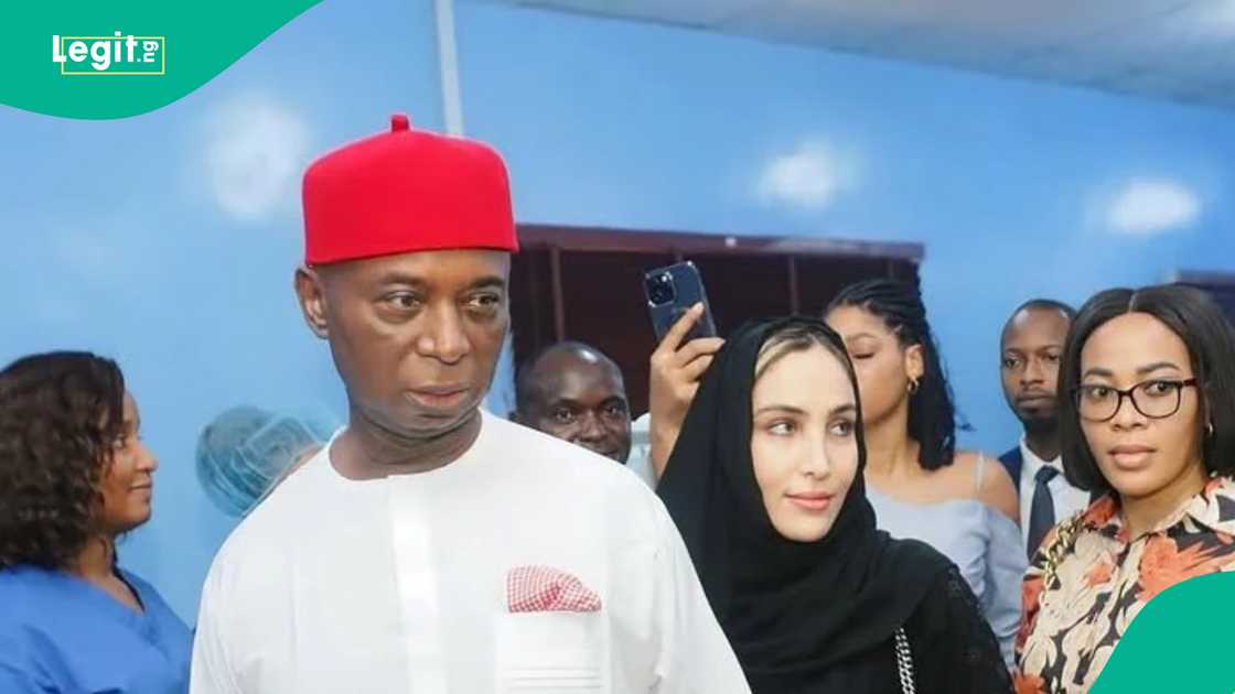 Laila Charani shares loved up moment with her husband at home