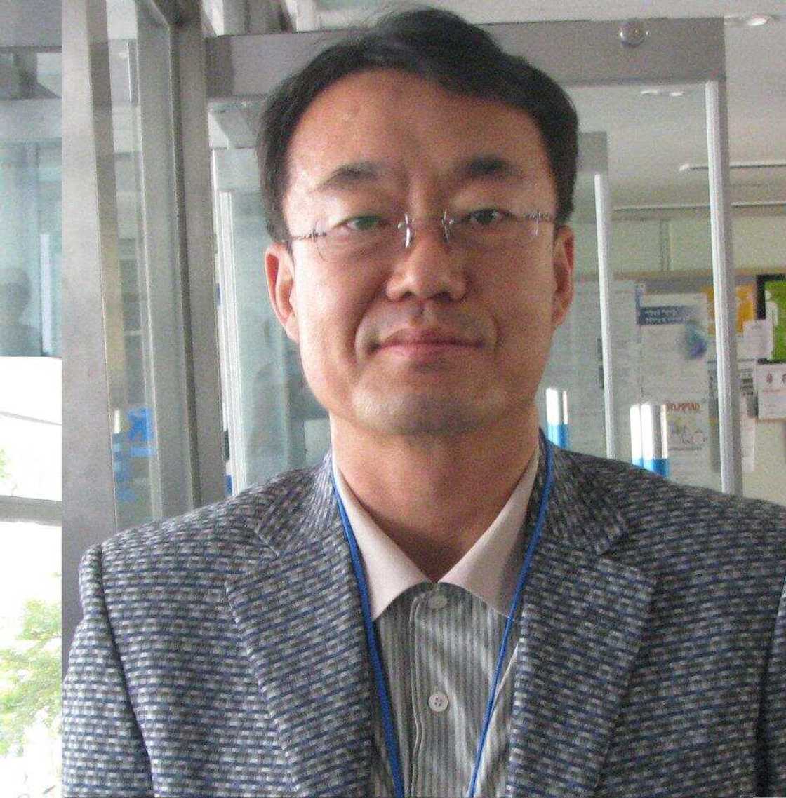 Kim Ung-yong Kim Ung-yong