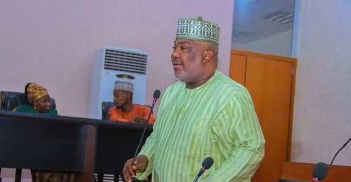 Shugaban masu rinjaye a majalisar Bauchi ya karyata rade-radin barinsa APC zuwa PDP Shugaban masu rinjaye a majalisar Bauchi ya karyata rade-radin barinsa APC zuwa PDP