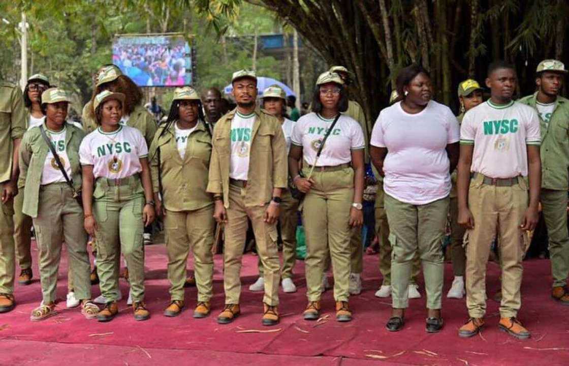 NYSC Corpers in Warri Overwhelmed as Prophet Fufeyin Donates N3m at Wealth Transfer Programme