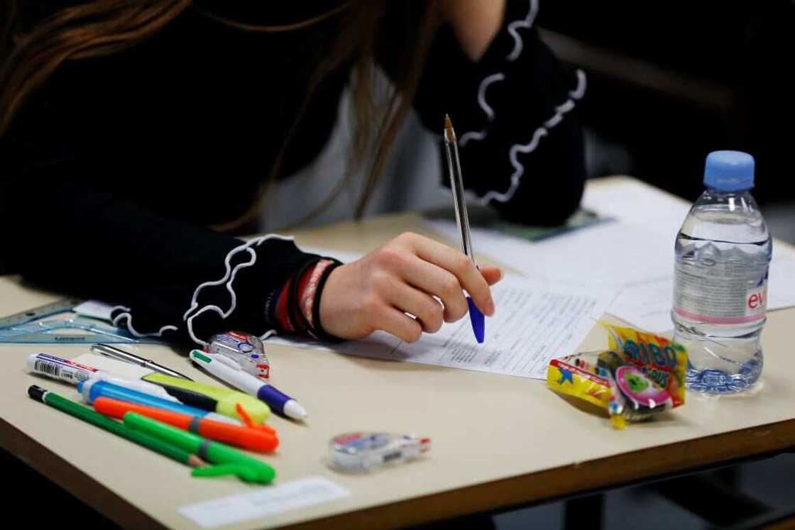 Comment faire une dissertation? 5 conseils pour un devoir au top ! Comment faire une dissertation? 5 conseils pour un devoir au top !