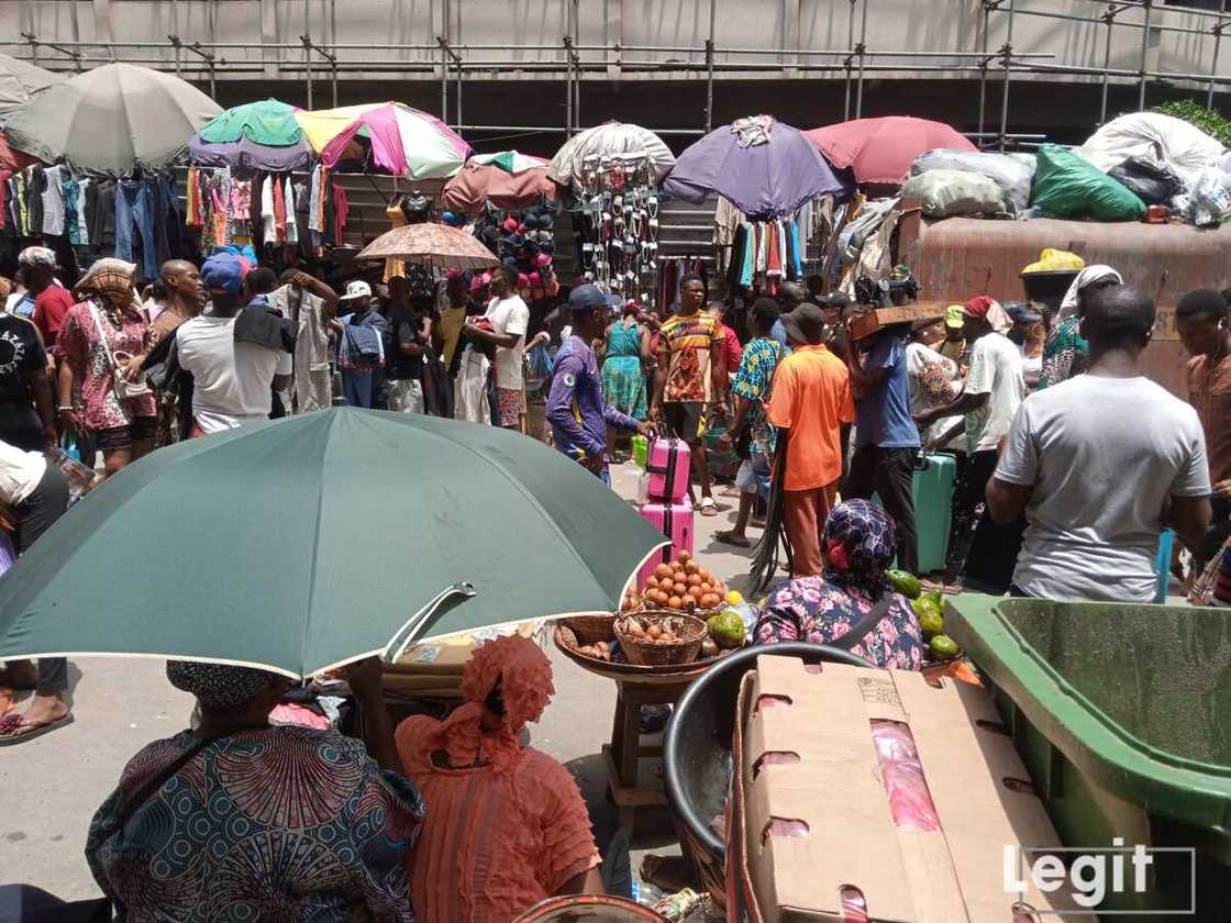 Legit.ng weekly price check: Bag of rice now N30,000, Vegetable-oil N27,000, fruits rise as Ramadan commences