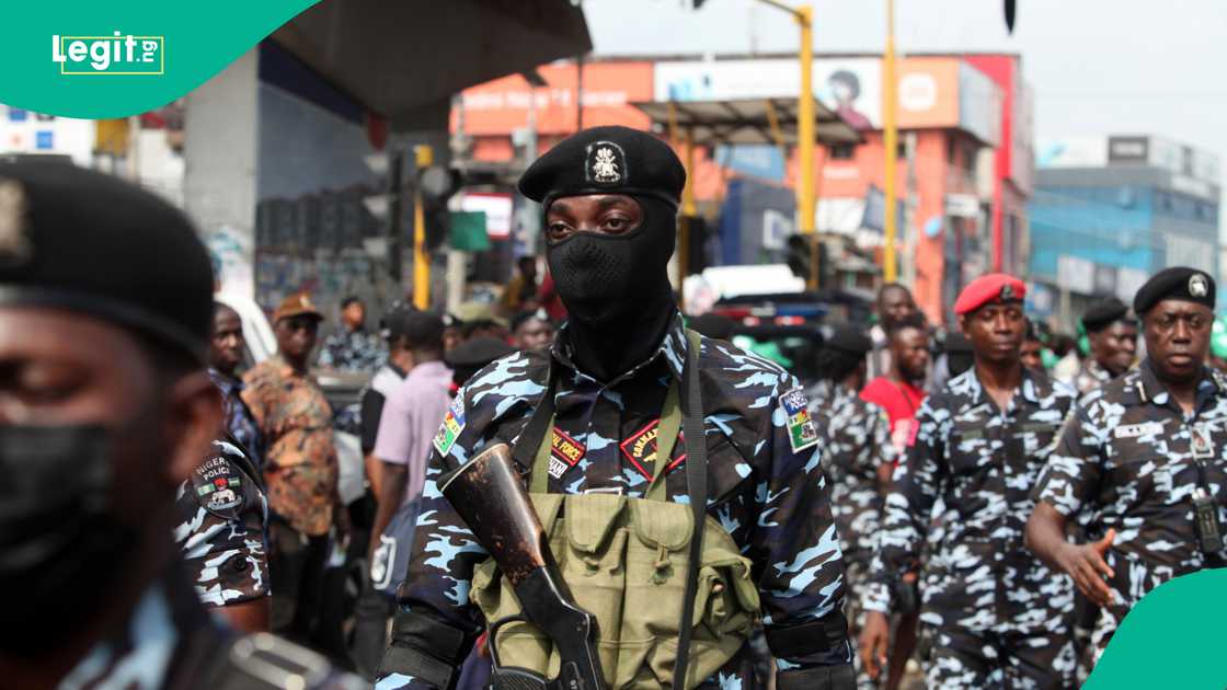 Oyo-Kwara road robbery, Ilorin Ogbomosho highway, Kwara insecurity, Gambari robbery attacks, Otte Asa Local Government, Nigerian drivers robbed, highway robbery Nigeria Oyo-Kwara road robbery, Ilorin Ogbomosho highway, Kwara insecurity, Gambari robbery attacks, Otte Asa Local Government, Nigerian drivers robbed, highway robbery Nigeria