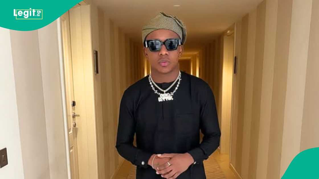 Small Doctor buys Lamborghini. Small Doctor buys Lamborghini.