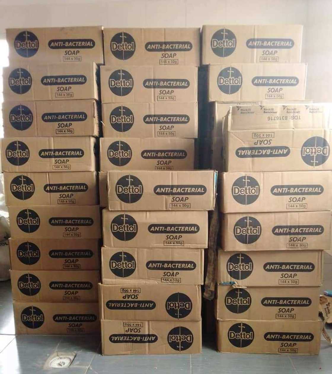 Dettol donates hygiene products to support Ogun state's fight against COVID-19 Dettol donates hygiene products to support Ogun state's fight against COVID-19