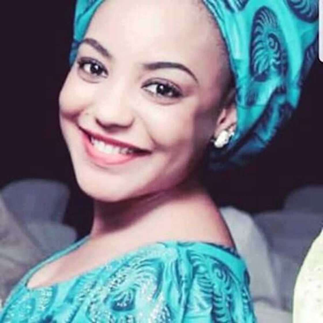 Hotuna: Tsofaffin jaruman Kannywood mata guda 15 da suka dawo harkar fim bayan mutuwar auren su Hotuna: Tsofaffin jaruman Kannywood mata guda 15 da suka dawo harkar fim bayan mutuwar auren su