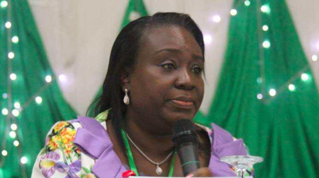 Dr Folasade Yemi Dr Folasade Yemi