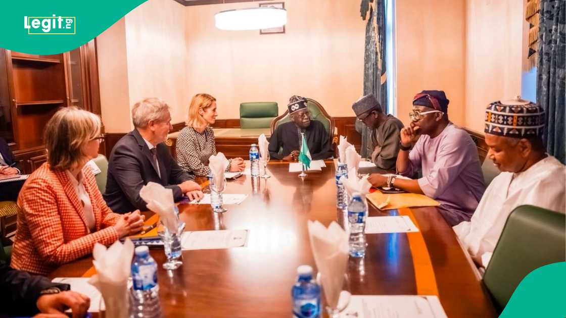 Najeriya ta ce a shirye take ta hada kai da Tarayyar Turai don bunkasa kasuwanci da tsaro Najeriya ta ce a shirye take ta hada kai da Tarayyar Turai don bunkasa kasuwanci da tsaro