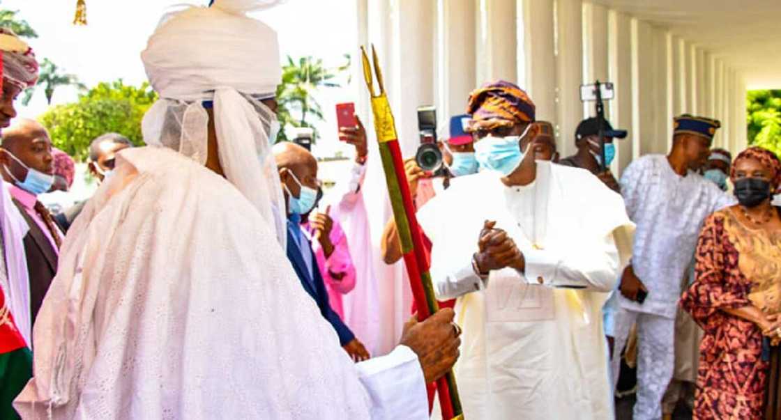 Hotuna da bidiyon ziyarar da Sarki Bayero ya kai wa Gwamna Sanwo-Olu