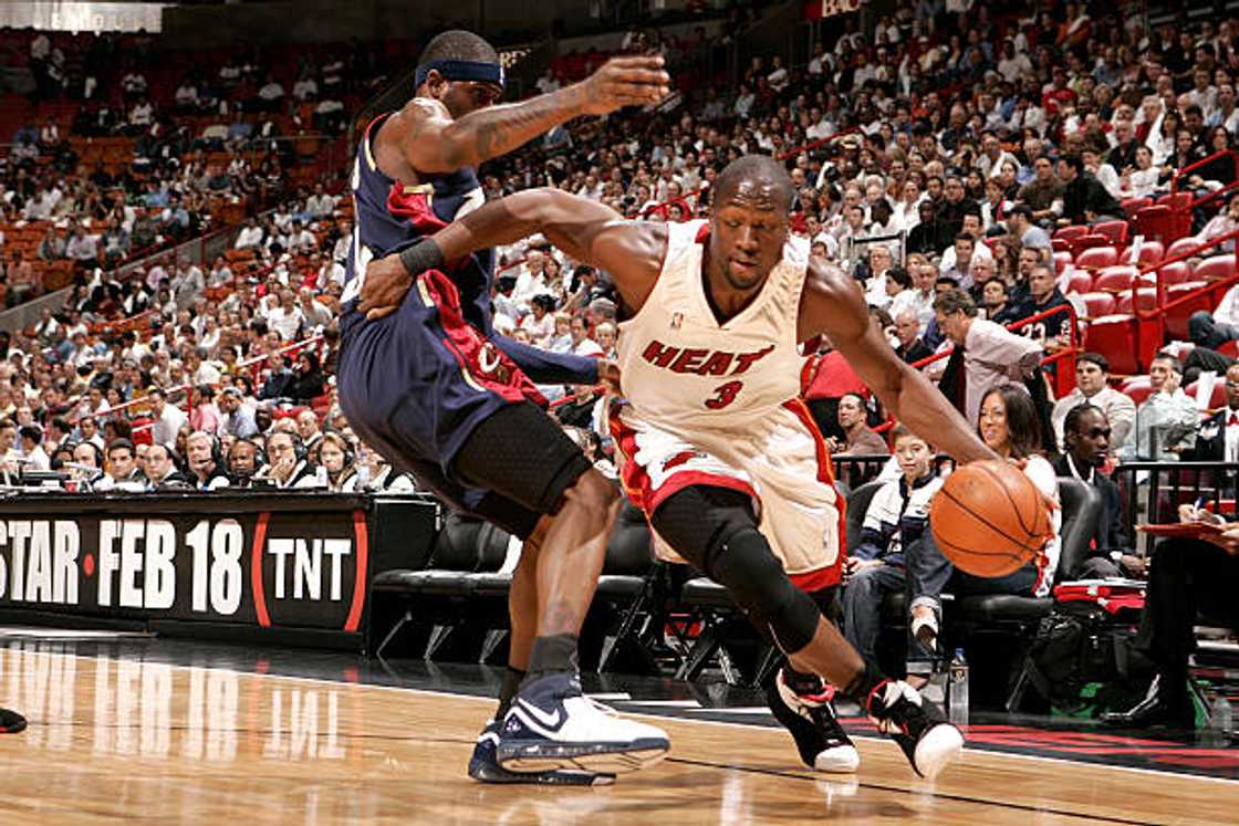 Cleveland Cavaliers vs. Miami Heat on 1 February 2007. Cleveland Cavaliers vs. Miami Heat on 1 February 2007.