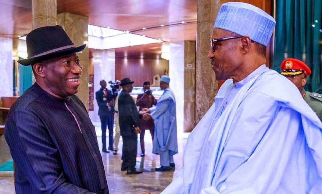 Buhari ya mika sakon gaisuwa ga tsohon Shugaban kasa Goodluck Jonathan yayinda ya cika shekaru 63 Buhari ya mika sakon gaisuwa ga tsohon Shugaban kasa Goodluck Jonathan yayinda ya cika shekaru 63