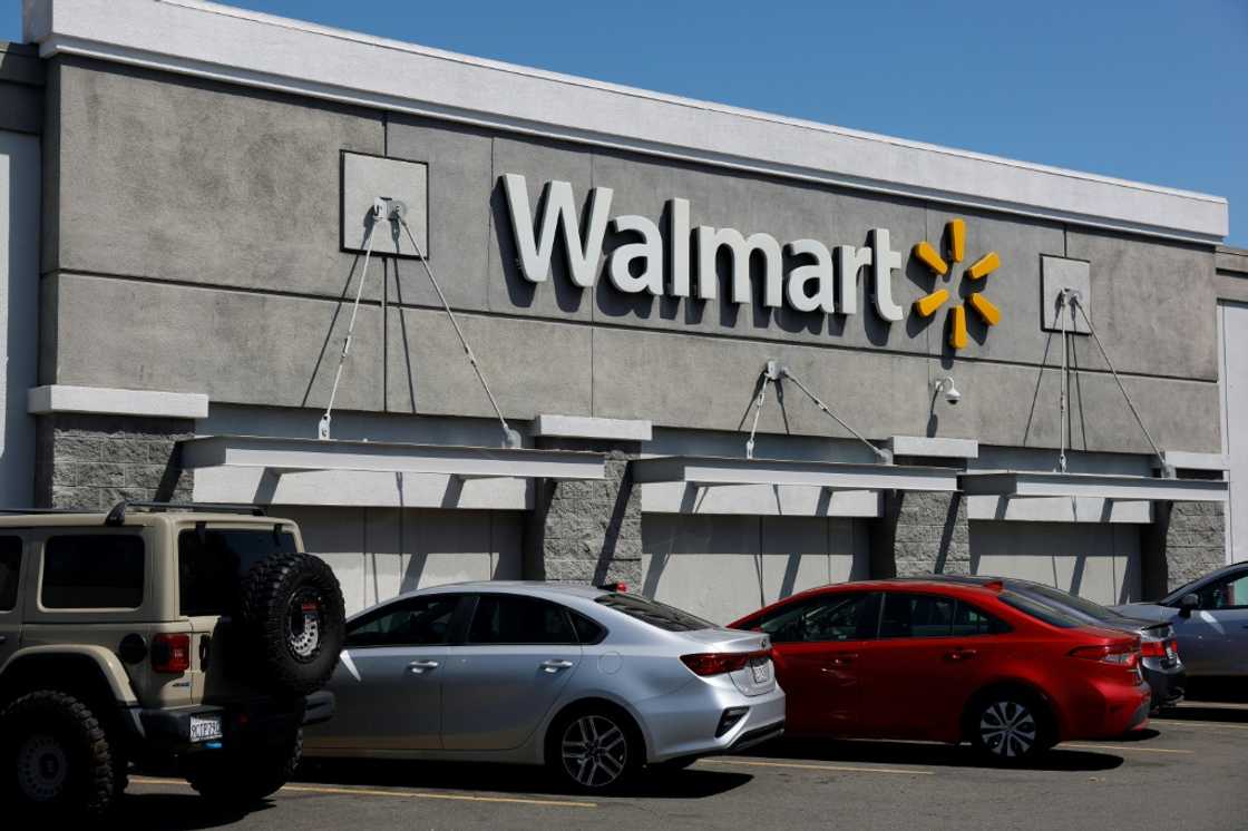 Walmart warned that it will not be able to absorb all the effects from tariffs Walmart warned that it will not be able to absorb all the effects from tariffs