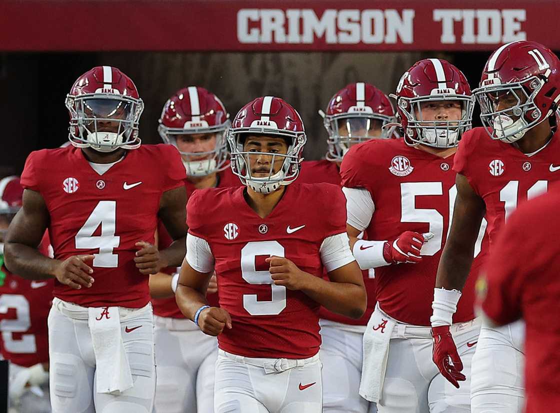 Alabama Crimson Tide at Bryant-Denny Stadium on October 08, 2022