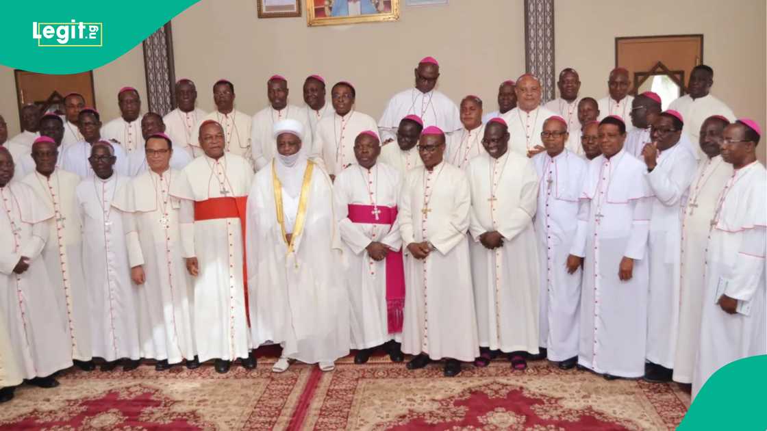 Sarkin Musulmi da limaman Katolika sun yi magana game da matsalar tsaron Najeriya. Sarkin Musulmi da limaman Katolika sun yi magana game da matsalar tsaron Najeriya.