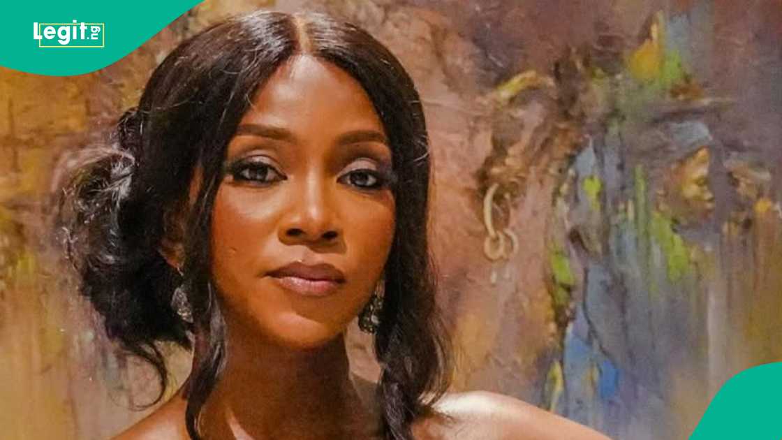 Genevieve Nnaji usa fotos para atraer la atención de las personas