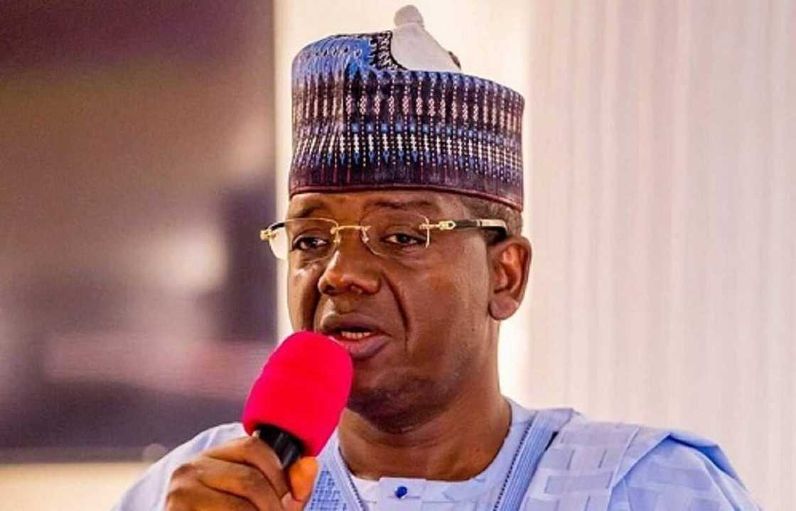 Zamfara: Matawalle ya sake nada sabbin hadimai 250, jimillar masu rike da mukaman siyasa 1,700 Zamfara: Matawalle ya sake nada sabbin hadimai 250, jimillar masu rike da mukaman siyasa 1,700