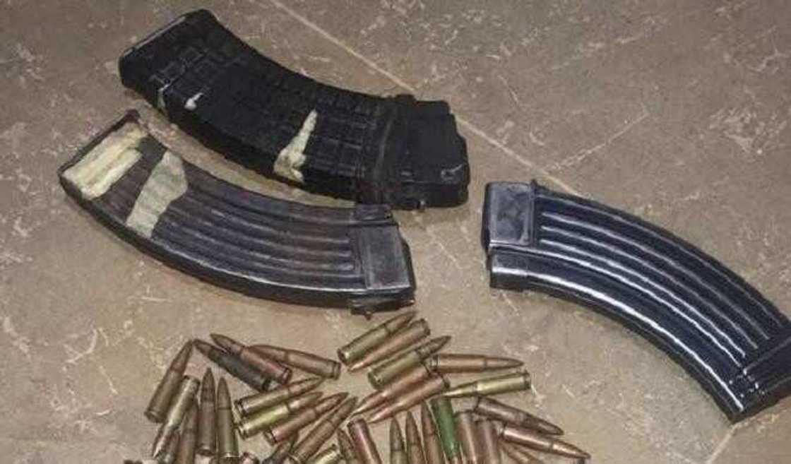 'Yan sanda sun bankado wani kamfanin kera bindigu a kudancin Najeriya 'Yan sanda sun bankado wani kamfanin kera bindigu a kudancin Najeriya