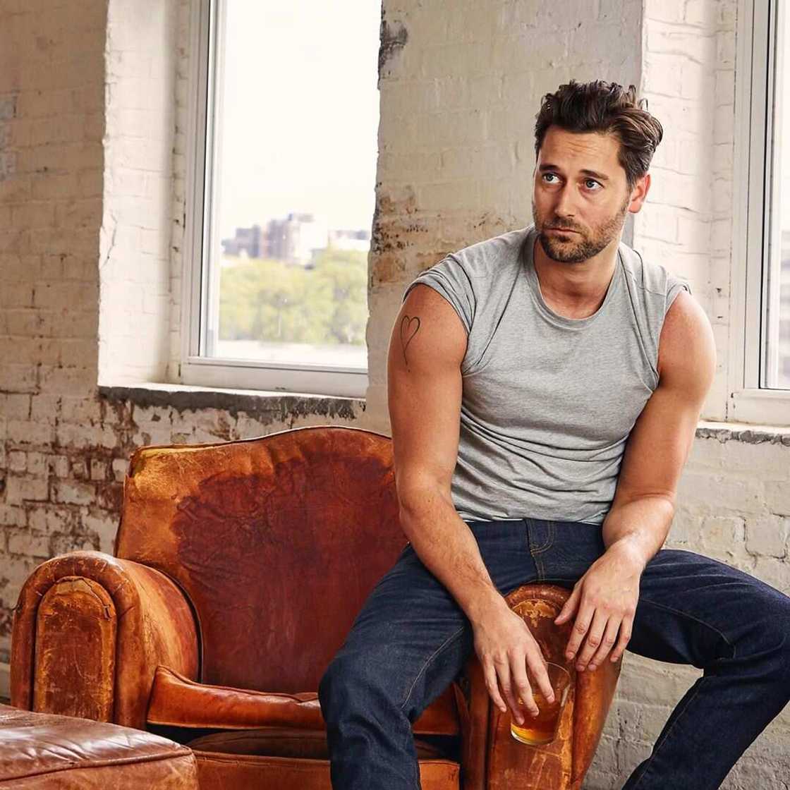 Ryan Eggold height Ryan Eggold height