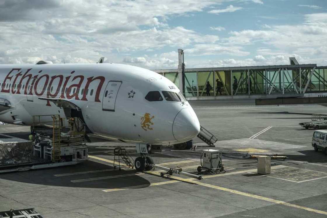 Ethiopian Airlines pilots falls sleeps Ethiopian Airlines pilots falls sleeps