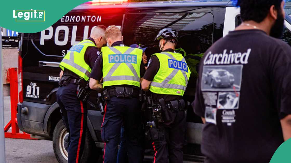 Nigerian arrested over alleged $600,000 romance scam Nigerian arrested over alleged $600,000 romance scam