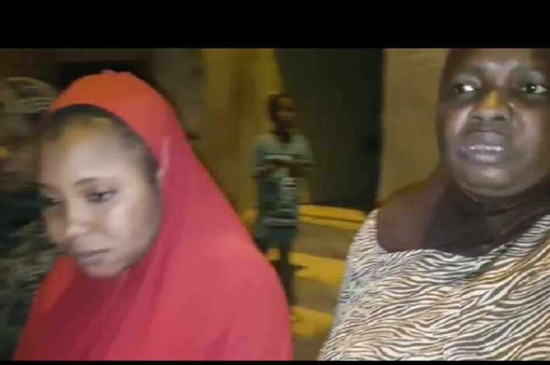 Dandalin Kannywood: Yan daba sun kai ma Saratu Gidado farmaki har gida Dandalin Kannywood: Yan daba sun kai ma Saratu Gidado farmaki har gida