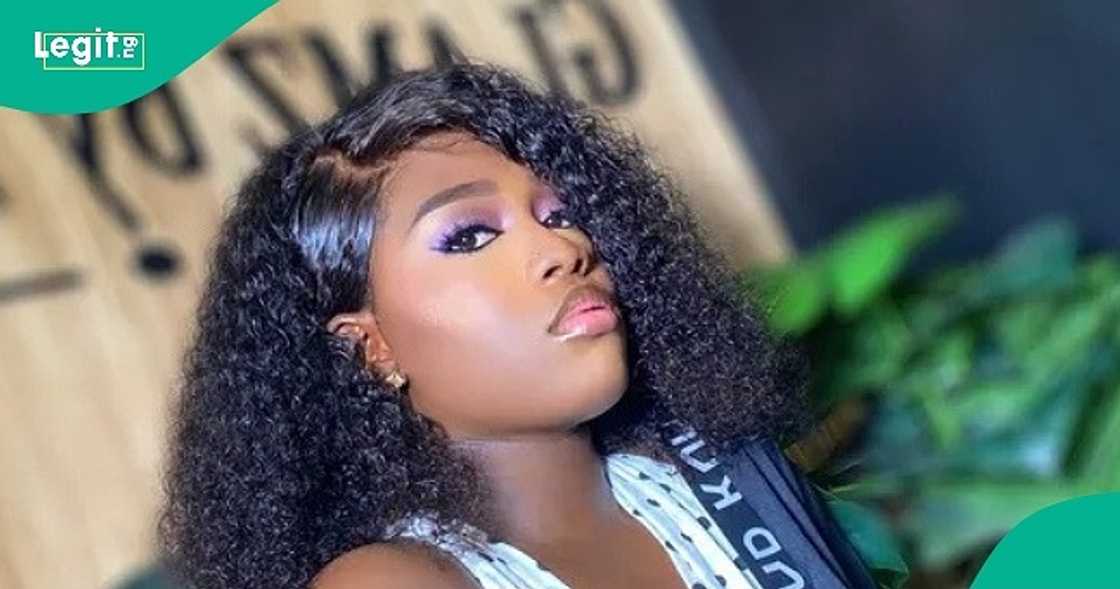 Woman who gave all her allawee to husband during NYSC regrets bitterly Woman who gave all her allawee to husband during NYSC regrets bitterly