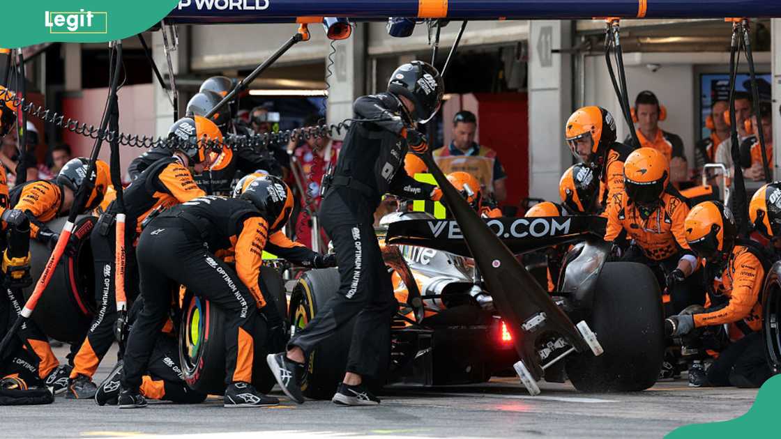 Lando Norris of Great Britain driving the (4) McLaren MCL39 Mercedes at Circuit de Barcelona-Catalunya in Barcelona, Spain Lando Norris of Great Britain driving the (4) McLaren MCL39 Mercedes at Circuit de Barcelona-Catalunya in Barcelona, Spain