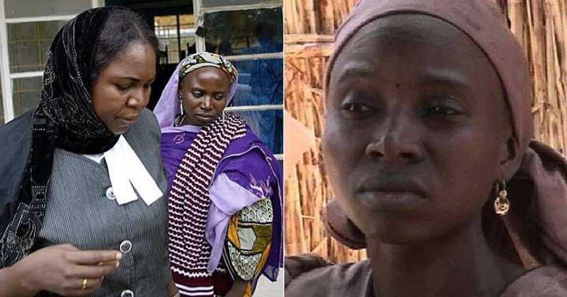 Wasu mata a tsaye cikin damuwa Wasu mata a tsaye cikin damuwa