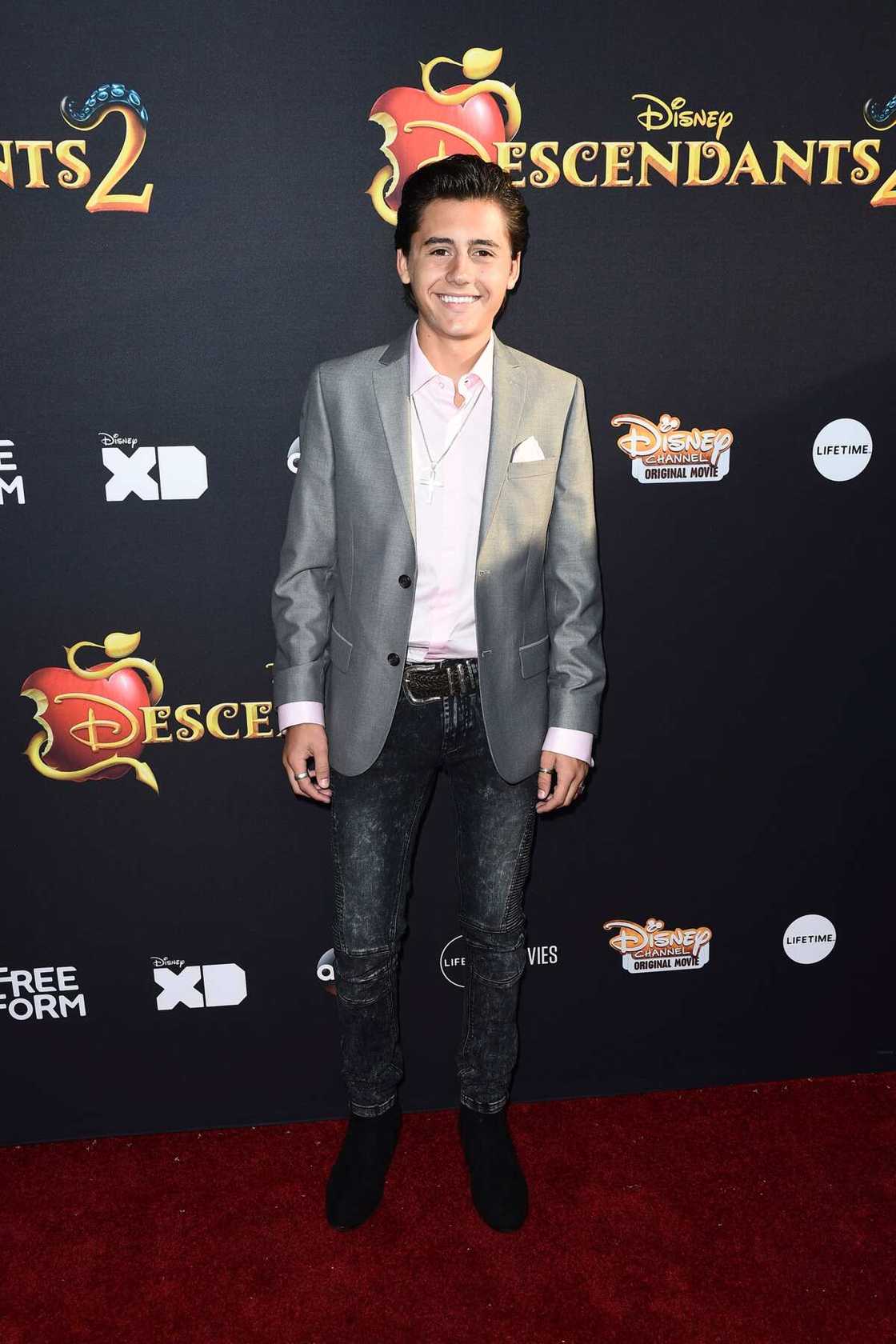 Isaak Presley's girlfriend Isaak Presley's girlfriend