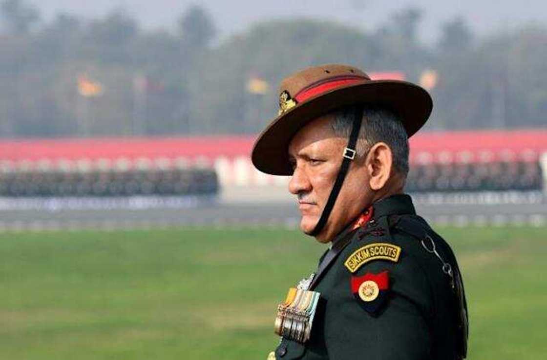 Helicopter crashes with India’s defence chief on board Helicopter crashes with India’s defence chief on board