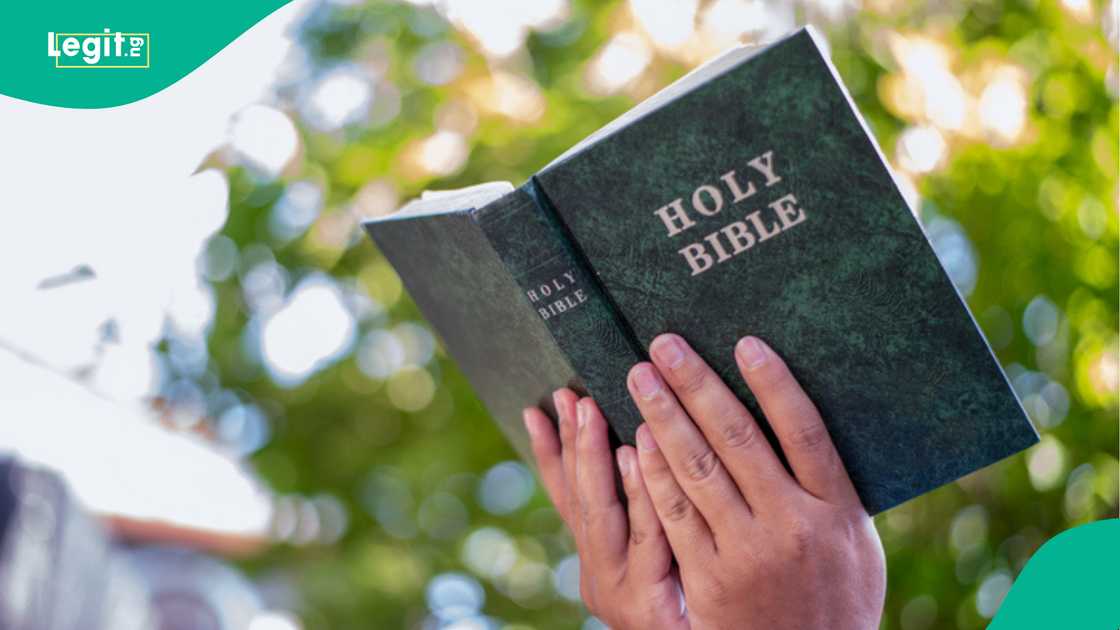 Lady choses to hold Holy Bible on her wedding day. Lady choses to hold Holy Bible on her wedding day.