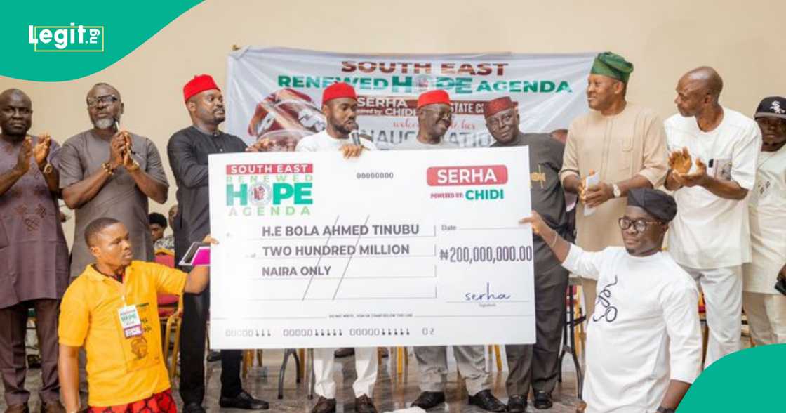 Mutanen da suka tara wa Bola Tinubu tallafi domin zaben 2027.