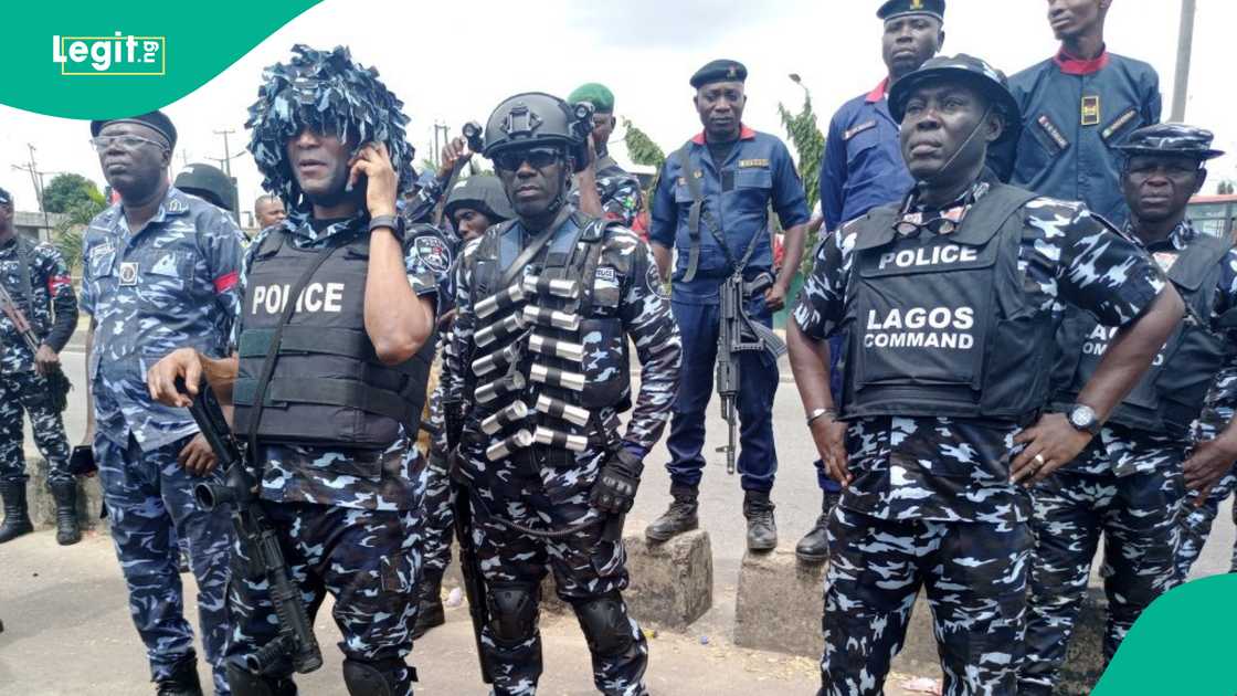Security Operatives in Anambra Mistaken Each Other for IPOB Gunmen, Exchange Fire Security Operatives in Anambra Mistaken Each Other for IPOB Gunmen, Exchange Fire