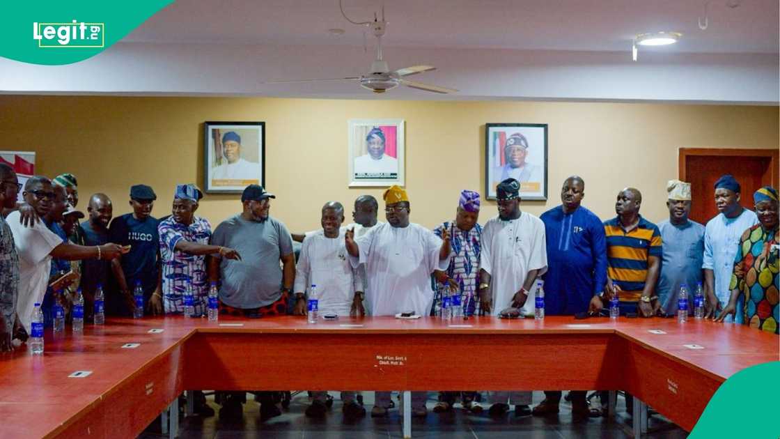 Olufemi Ajadi has met with the local government chairmen in Oyo as part of his consultation in his governorship aspirations. Olufemi Ajadi has met with the local government chairmen in Oyo as part of his consultation in his governorship aspirations.